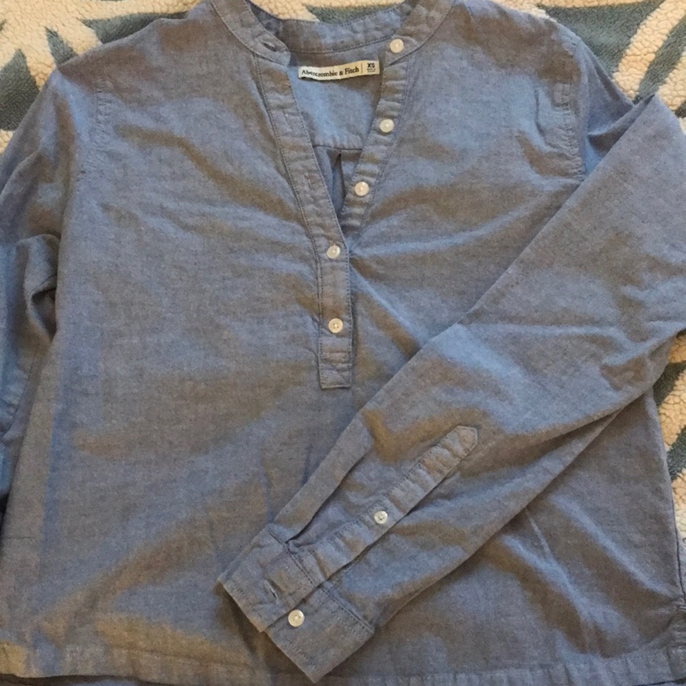 Abercrombie and Fitch Top